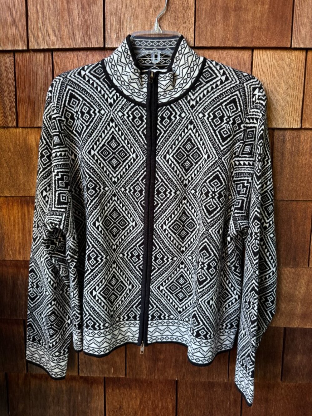 Norm Thompson Black & White Diamond Print Zip Front Cardigan in Women's X-Large